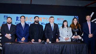 Lanzaron la Bienal de las Esculturas en la Feria del Libro de Asunción
