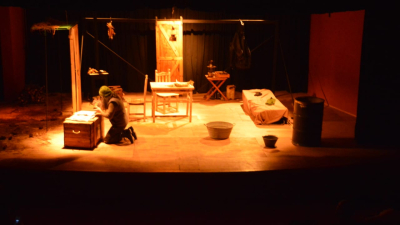 Cuando den las tres..." vuelve a la escena teatral en Tirol