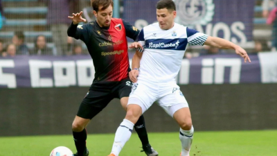 Con polémica, Gimnasia no pudo subirse a la punta