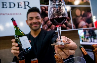 Promoción especial con Tuya en Expo Vinos