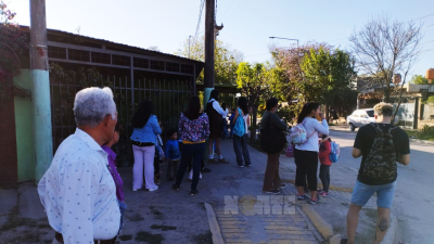 Por el acto, los colectivos dejaron a pata a la gente