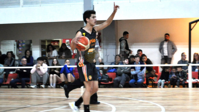 Española sumó su tercera victoria consecutiva en el Pre Federal de básquet