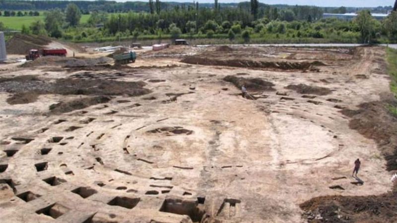 Descubrieron un complejo construido hace 7.000 años