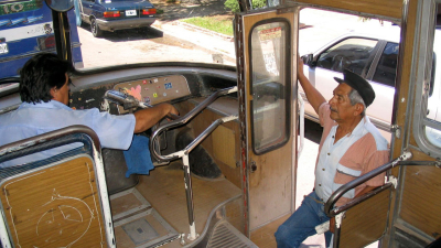 Hoy se celebra el Día del Colectivero