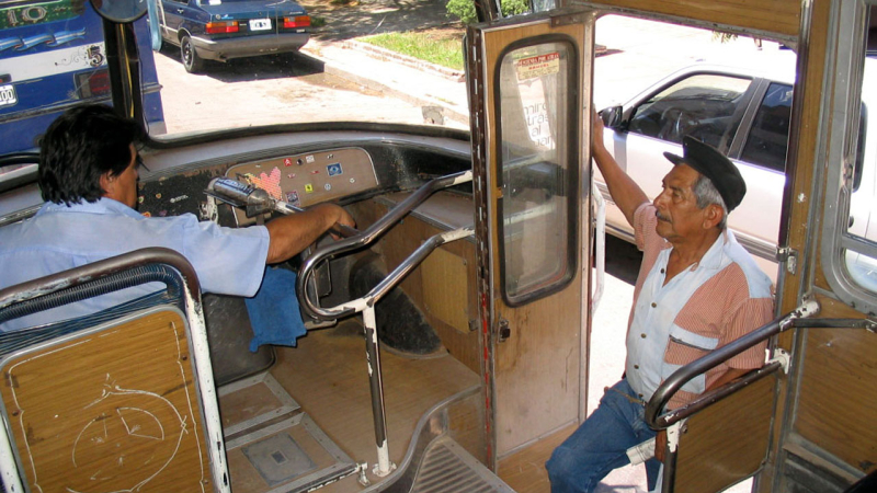 Hoy se celebra el Día del Colectivero