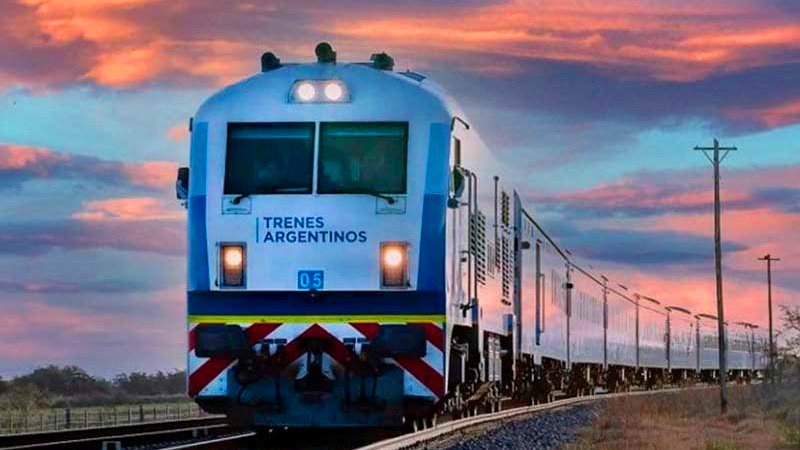 Fin de semana largo: gran movimiento turístico en vuelos, micros y trenes