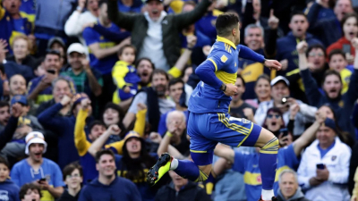 Boca capitalizó los regalos del Tiburón para quedar en lo más alto