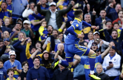 Boca capitalizó los regalos del Tiburón para quedar en lo más alto