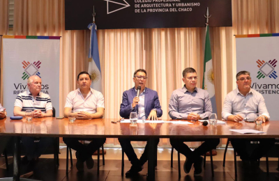 Martínez presentó el Reglamento General de Construcciones