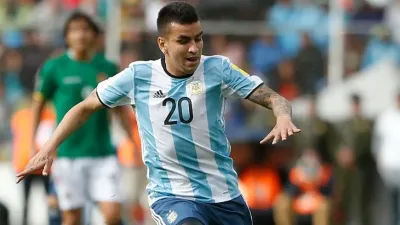 Angel Correa por Nico González que se lesionó en el entrenamiento y se perderá el mundial