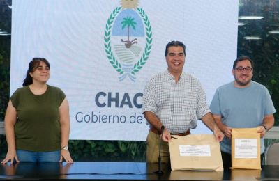 Capitanich abrió sobres para refaccionar el hospital de Du Graty