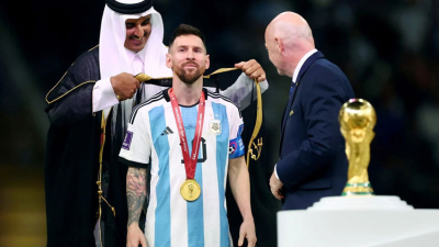 El ‘bisht‘ que usó Messi para levantar la Copa del Mundo