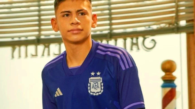 River acordó la firma del primer contrato para el chaqueño Claudio "Diablito" Echeverri