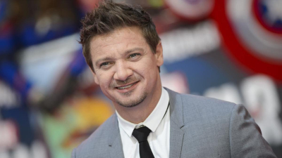 El actor de Marvel Jeremy Renner, hospitalizado tras un accidente quitando nieve