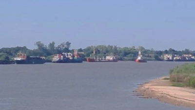Hidrovía: el Paso Queso paraliza la navegación en el río Paraguay