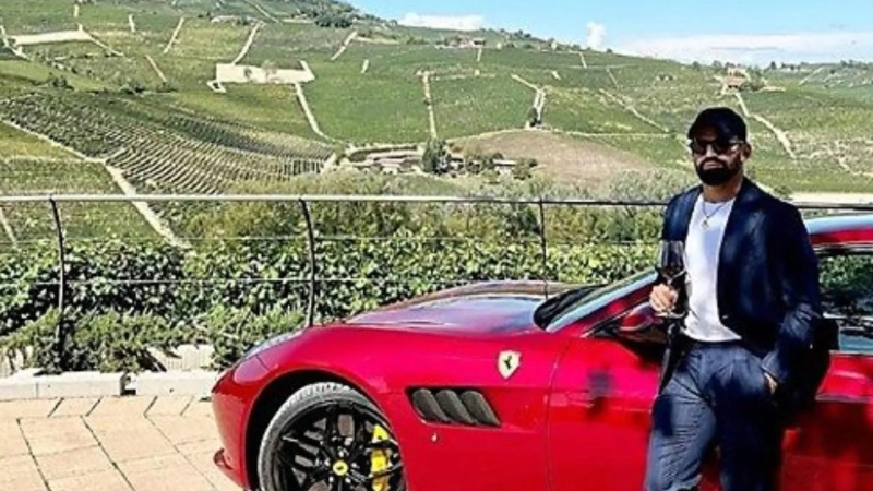 El día que Dybala rechazó comprarse una Ferrari y le dio una lección de vida a un compañero