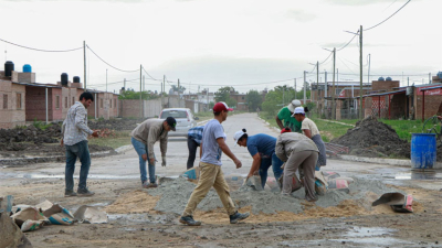 Obras de viviendas y emprendimientos en diferentes barrios de Resistencia