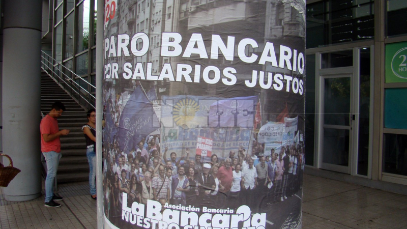 Paro bancario: esperan una paralización total de la actividad para el 23