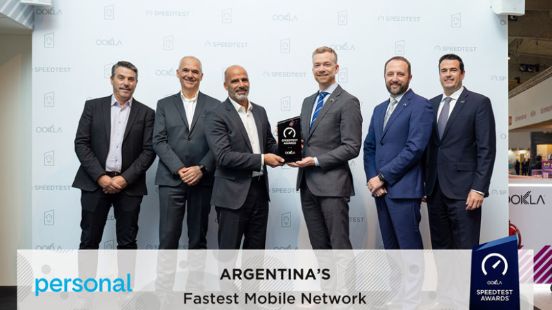 Personal Argentina galardonada por Ookla en el MWC 2023
