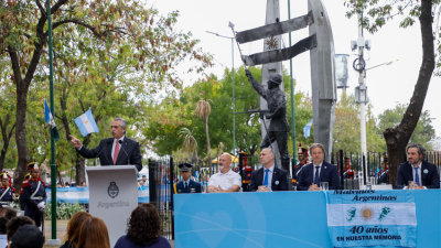 Fernández: "Vamos a recuperar nuestras Islas Malvinas por la vía pacífica"