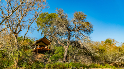 Turismo rural, gastronomía, kayak y camping en El Impenetrable
