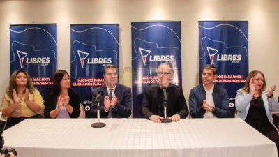Libres del Sur y Capitanich sellaron un acuerdo para su incorporación al Frente Chaqueño