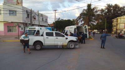 Motociclista en grave estado tras impactar contra una camioneta