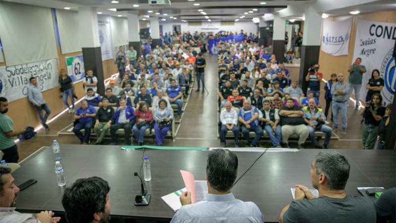 Capitanich ratificó representación del "movimiento obrero en la Cámara de Diputados"