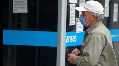Cobran hoy los jubilados y pensionados con ingresos hasta $ 58.665 y DNI terminado en 3