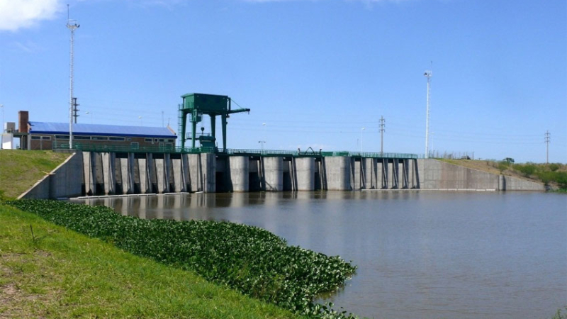 La APA apura una nueva licitación para obras en el dique del río Negro