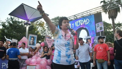 Miles de chaqueños gritan en la plaza central "Justicia por Cecilia"