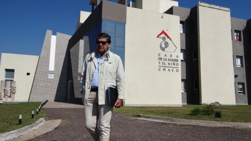 El arquitecto que quería ser médico y terminó cartonero