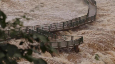 Cerraron preventivamente el circuito Garganta del Diablo ante la crecida del río Iguazú