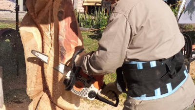 Finaliza un atractivo Encuentro Nacional de Esculturas en Madera
