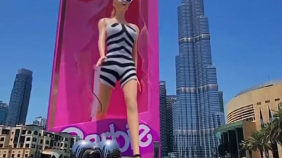 Promocionan la película de Barbie con una imagen gigante en 3D en Dubai