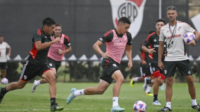 El campeón River recibe a Racing en el Monumental