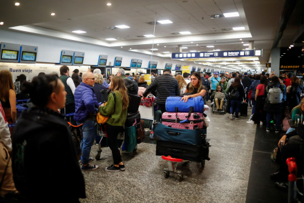 demoras aeroparque 2.JPG