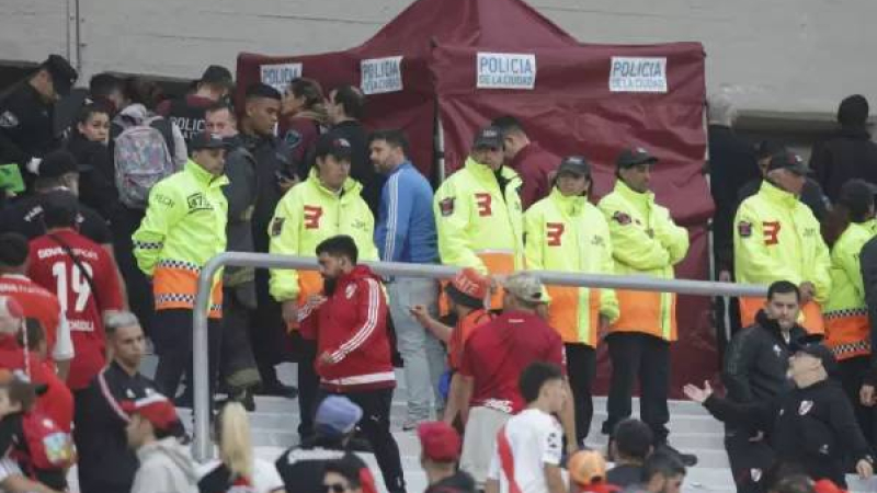 Imputan a River por la muerte del hincha que cayó al vacío desde la tribuna