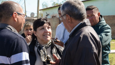 Cuesta se comprometió a mejorar la conectividad de los barrios