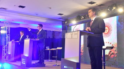 Debate entre los principales candidatos: más tranquilo que el anterior pero con varios cruces