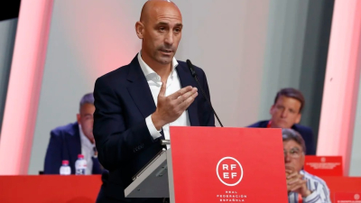 Renunció el presidente de la Federación Española de Fútbol, Luis Rubiales
