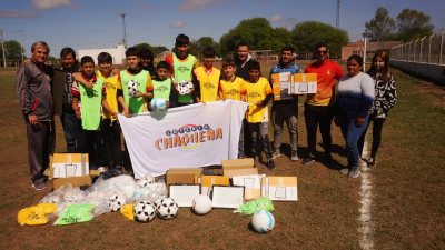 Nuevos reflectores y elementos para el club Deportivo Maipú