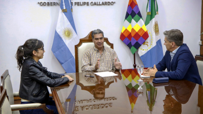 Comenzó la "transición ordenada": Capitanich y Rach Quiroga recibieron a Leandro Zdero