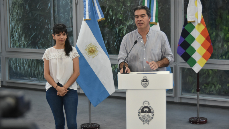 Tras el cambio de mando, Capitanich tomó licencia de la gobernación