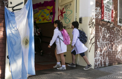 Adoctrinamiento y mala educación