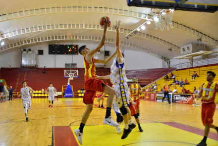 Sarmiento basquet.JPG