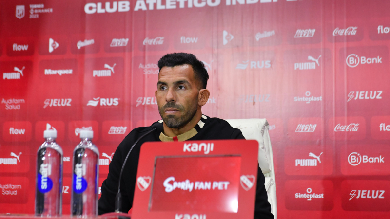Carlos Tevez se va de Independiente