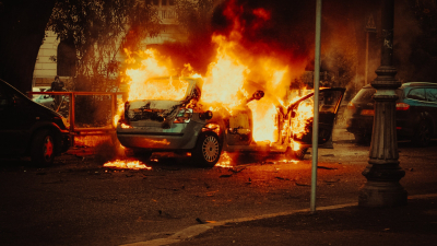 Auto eléctricos, nuevos problemas para bomberos y emergencia