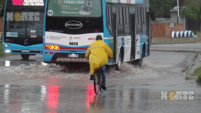 La semana comenzó con lluvias en el área metropolitana