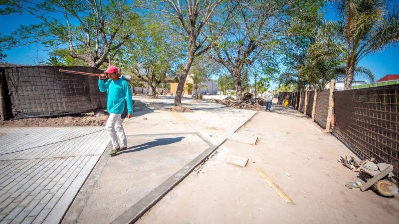 Avanzan a paso firme múltiples trabajos iniciados por el gobierno en Pampa del Infierno